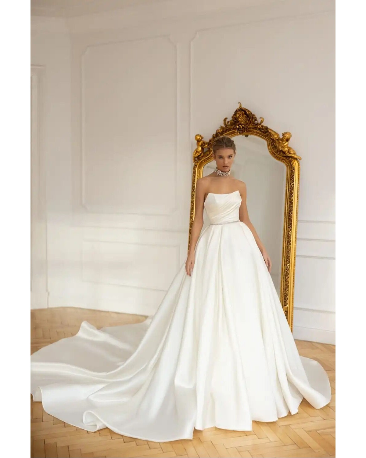 abito da sposa 2024 Less is More Oranta - Eva Lendel