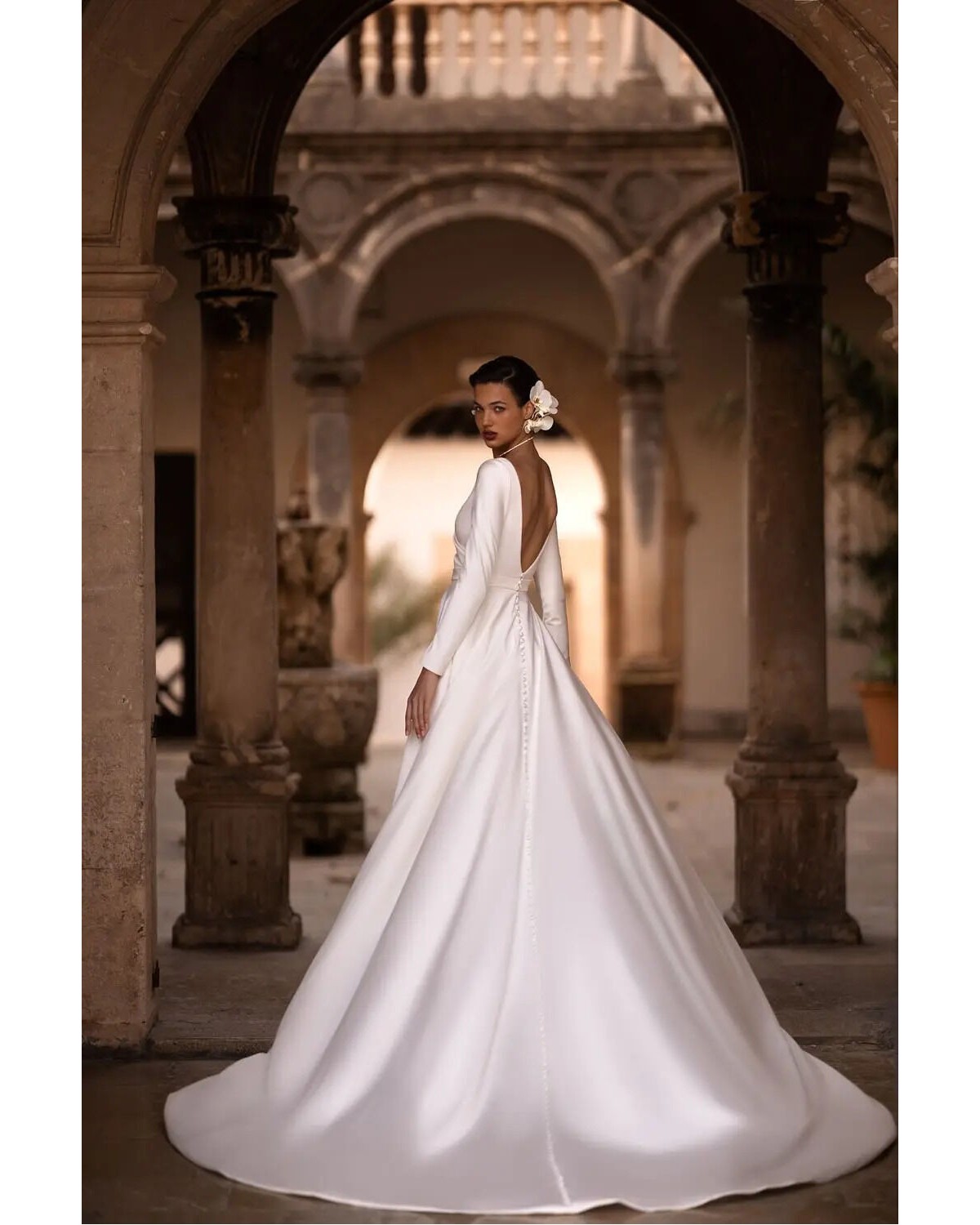 abito da sposa 2024 Alma de Oro Page - Wona