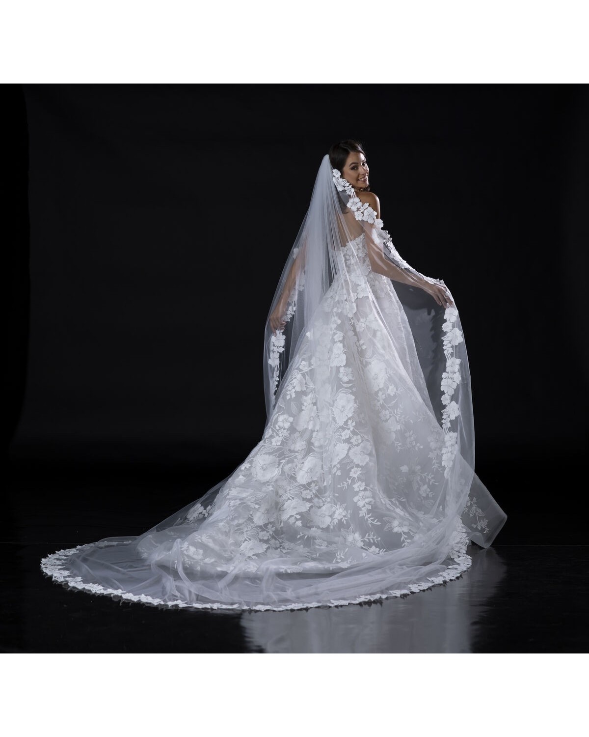 abito da sposa V1392 2024 - Valentini Couture