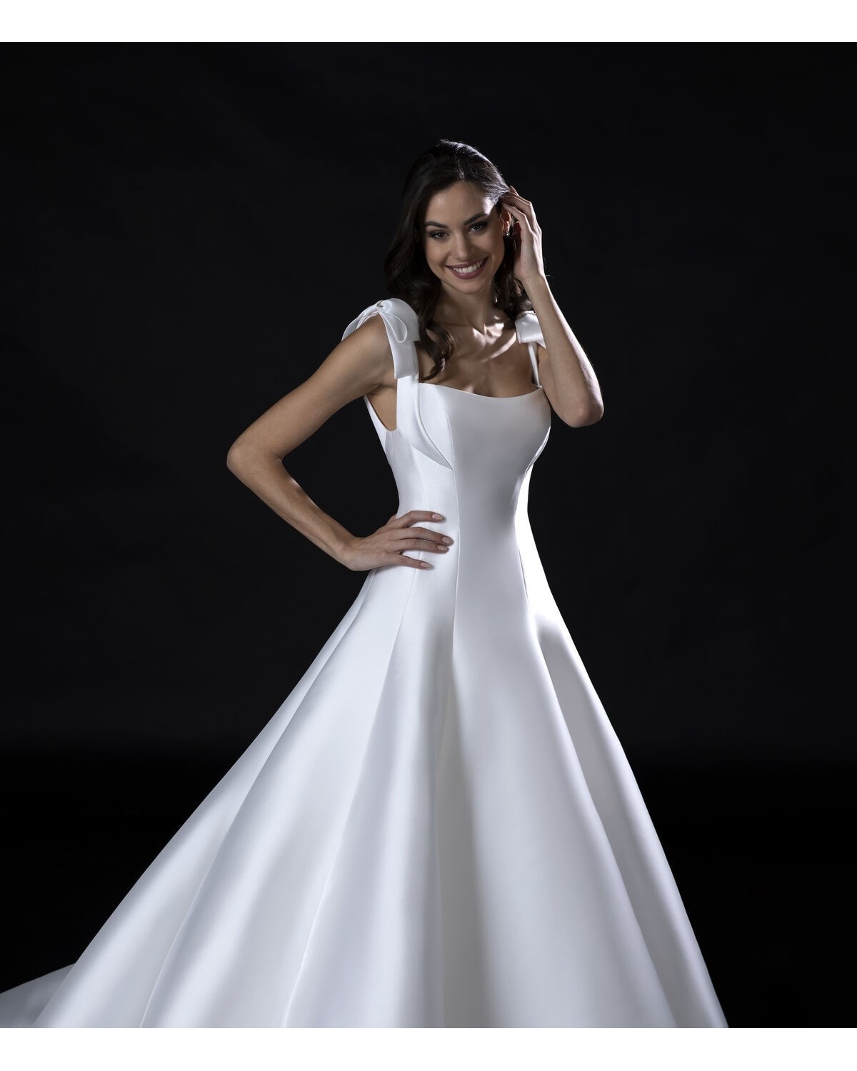 abito da sposa E0891 2024 - Valentini Couture