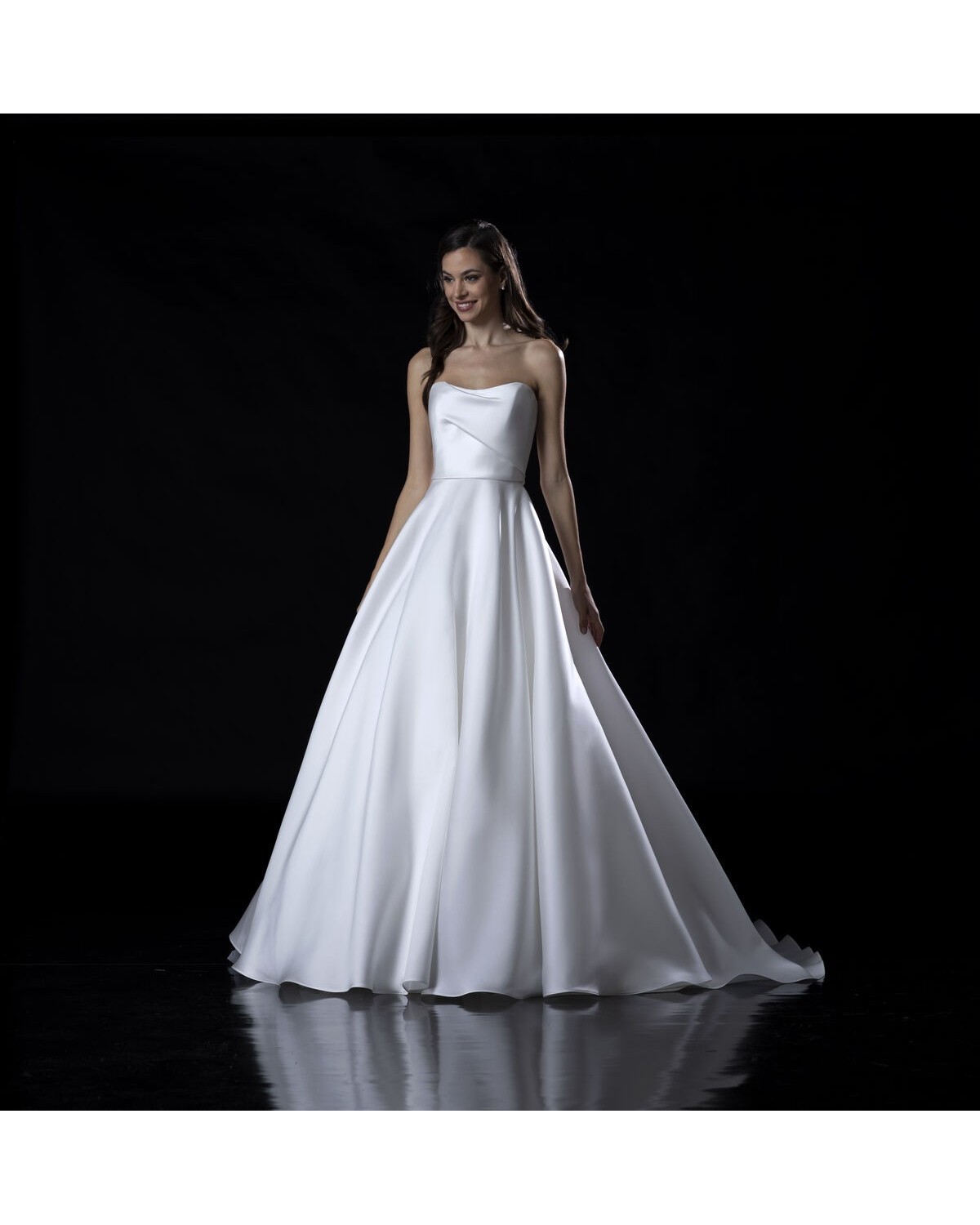 abito da sposa E0861B 2025 - Valentini Couture