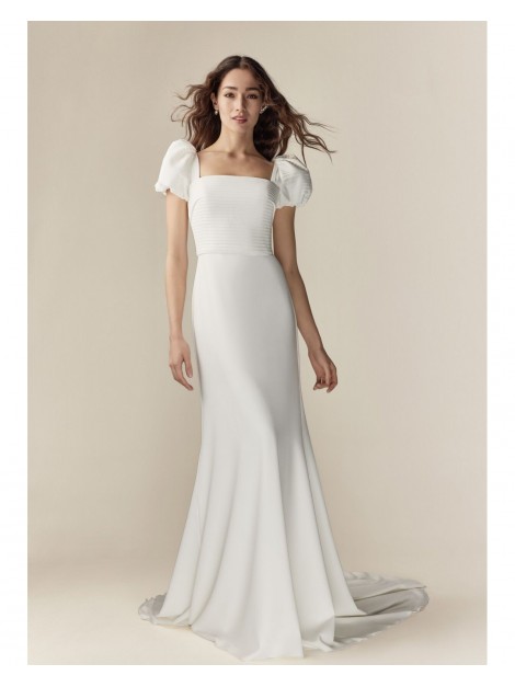 abito da sposa 2527 Lumière 2025 - Jesus Peiro