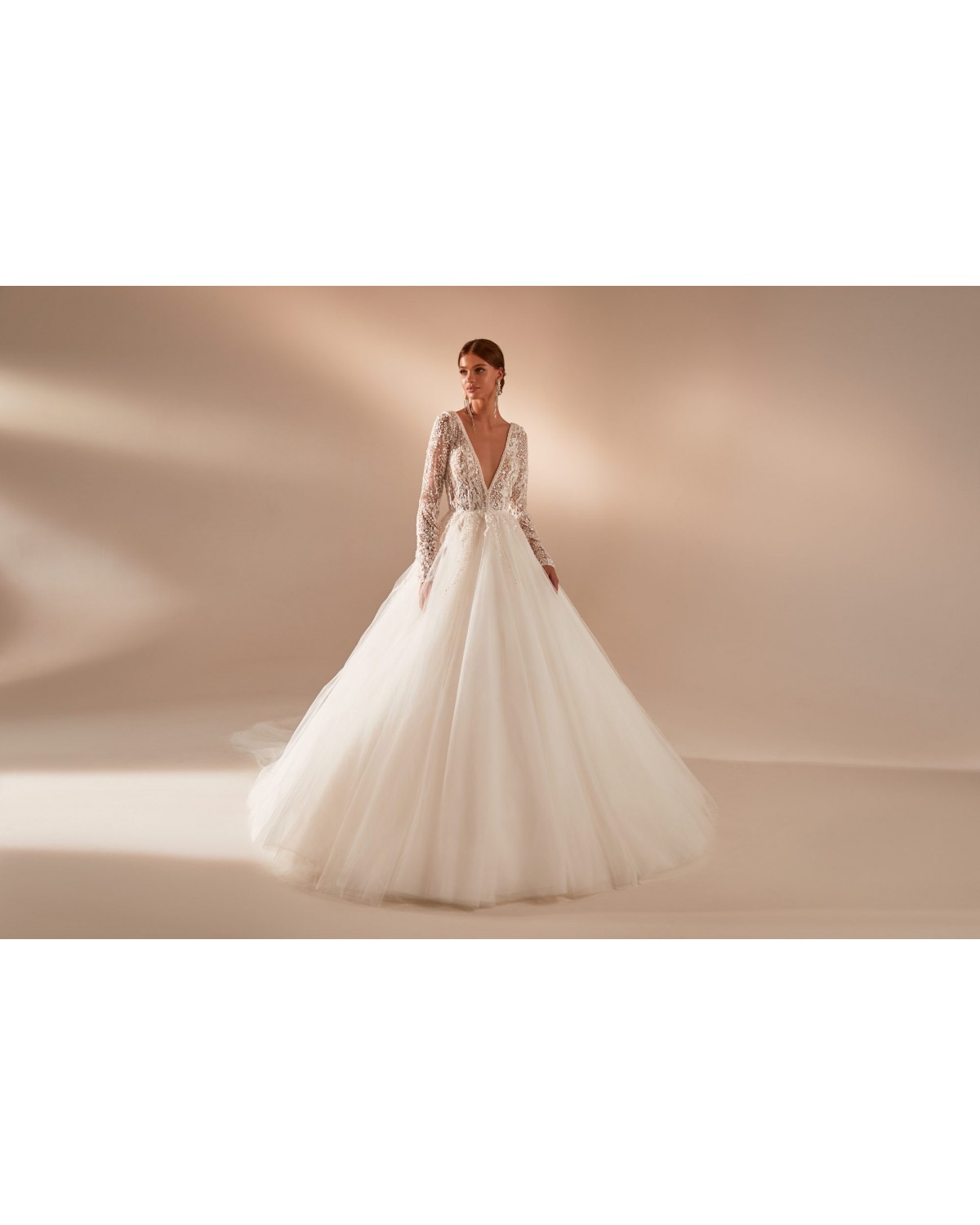 Morena - In The Name of Love - abito da sposa collezione 2020 2021 - Milla Nova