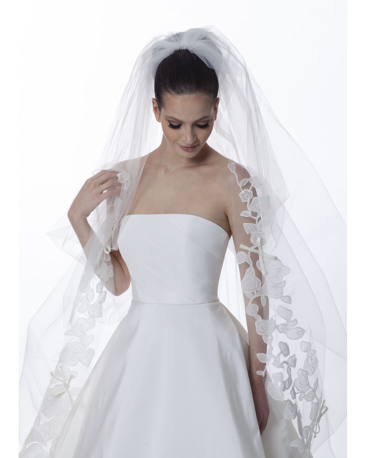 I0142 - abito da sposa collezione  sp 2023 - Mark Ingram