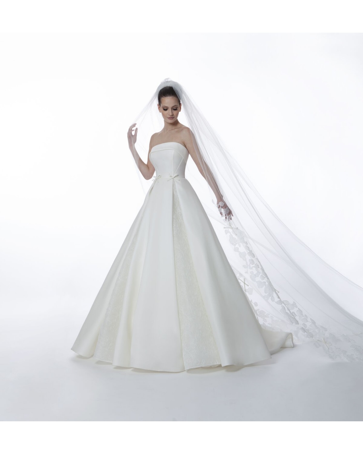 I0144 - abito da sposa collezione  sp 2023 - Mark Ingram