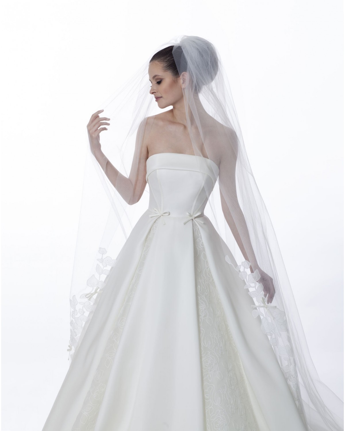 I0144 - abito da sposa collezione  sp 2023 - Mark Ingram