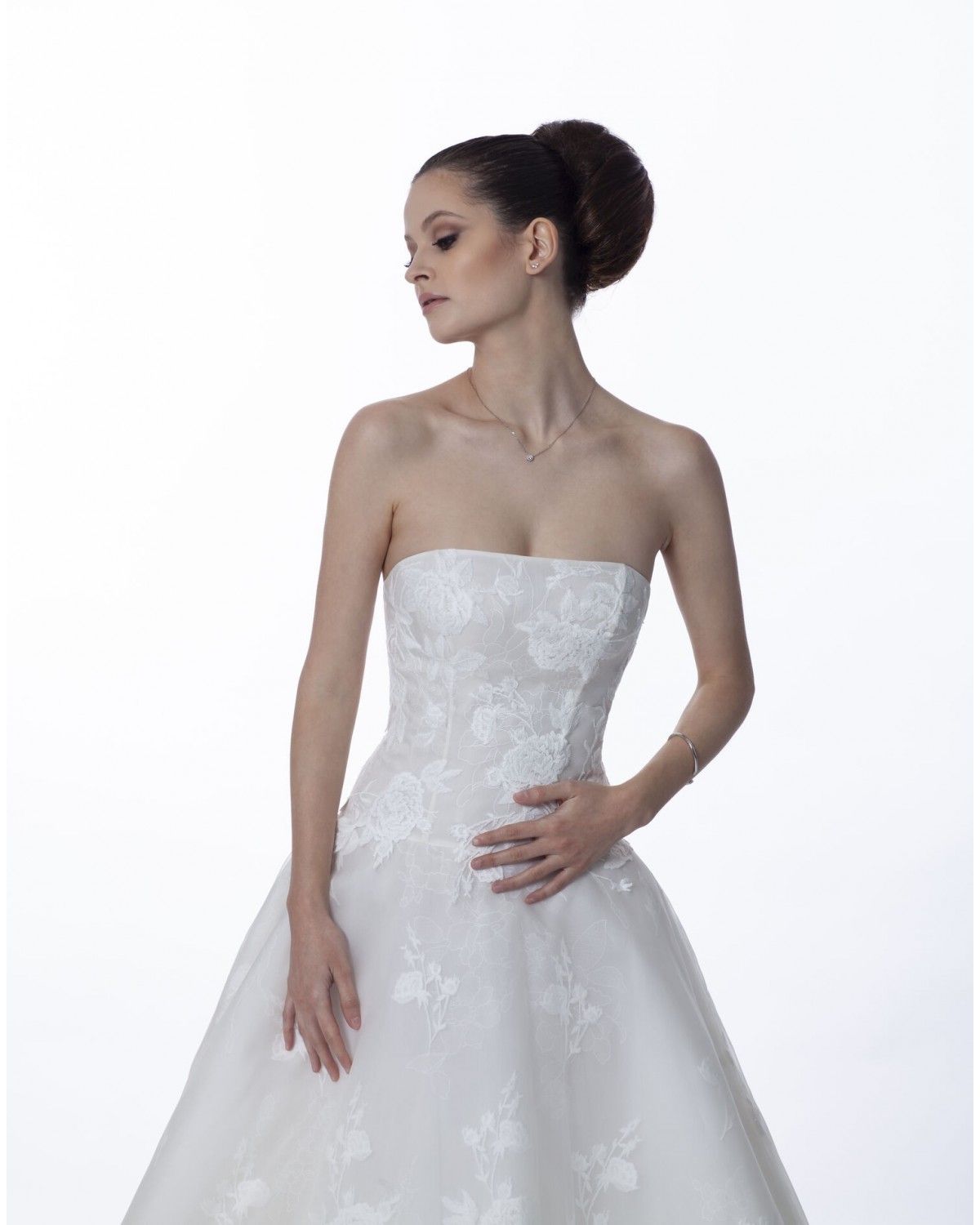 I0150 - abito da sposa collezione  sp 2023 - Mark Ingram