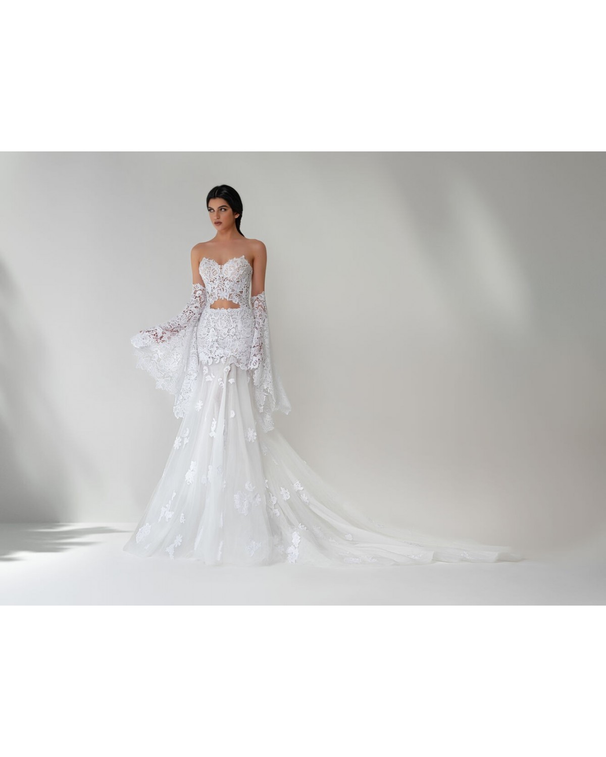 abito da sposa 2023 onirica - collezione Essenza Siciliana - Claudio Di Mari