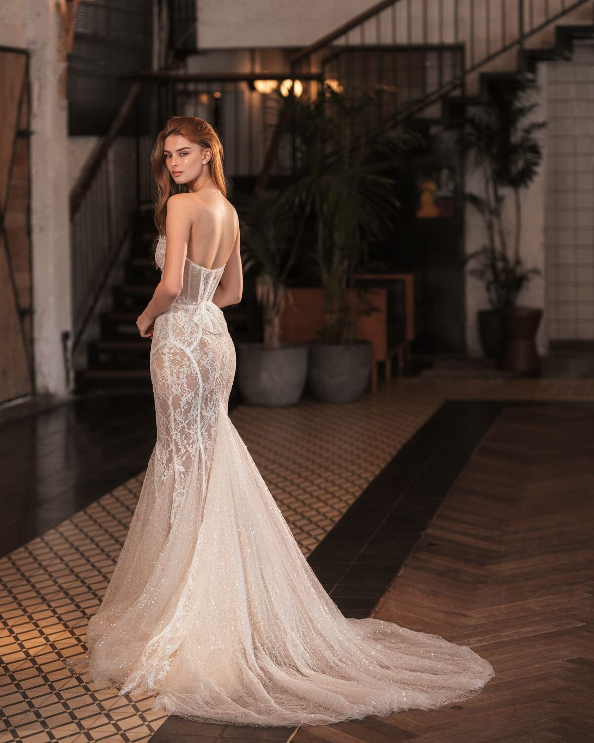 abito da sposa 2023 23-P08 - Berta Privée