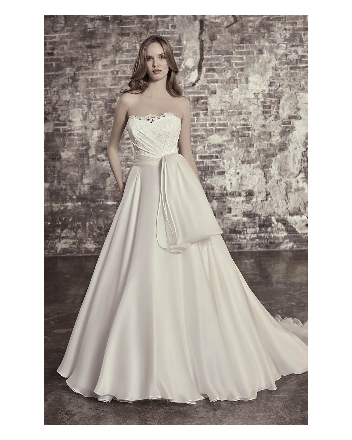 abito da sposa Collezione 2023 DORADO - Elisabetta Polignano