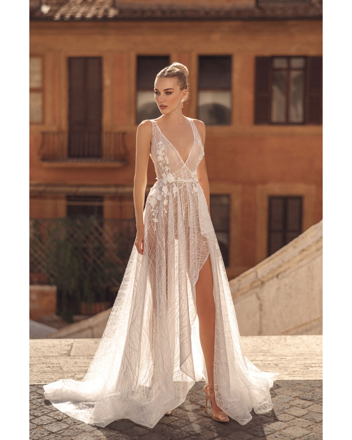 abito da sposa Collezione Pantheon 2024 Leah - MUSE by Berta