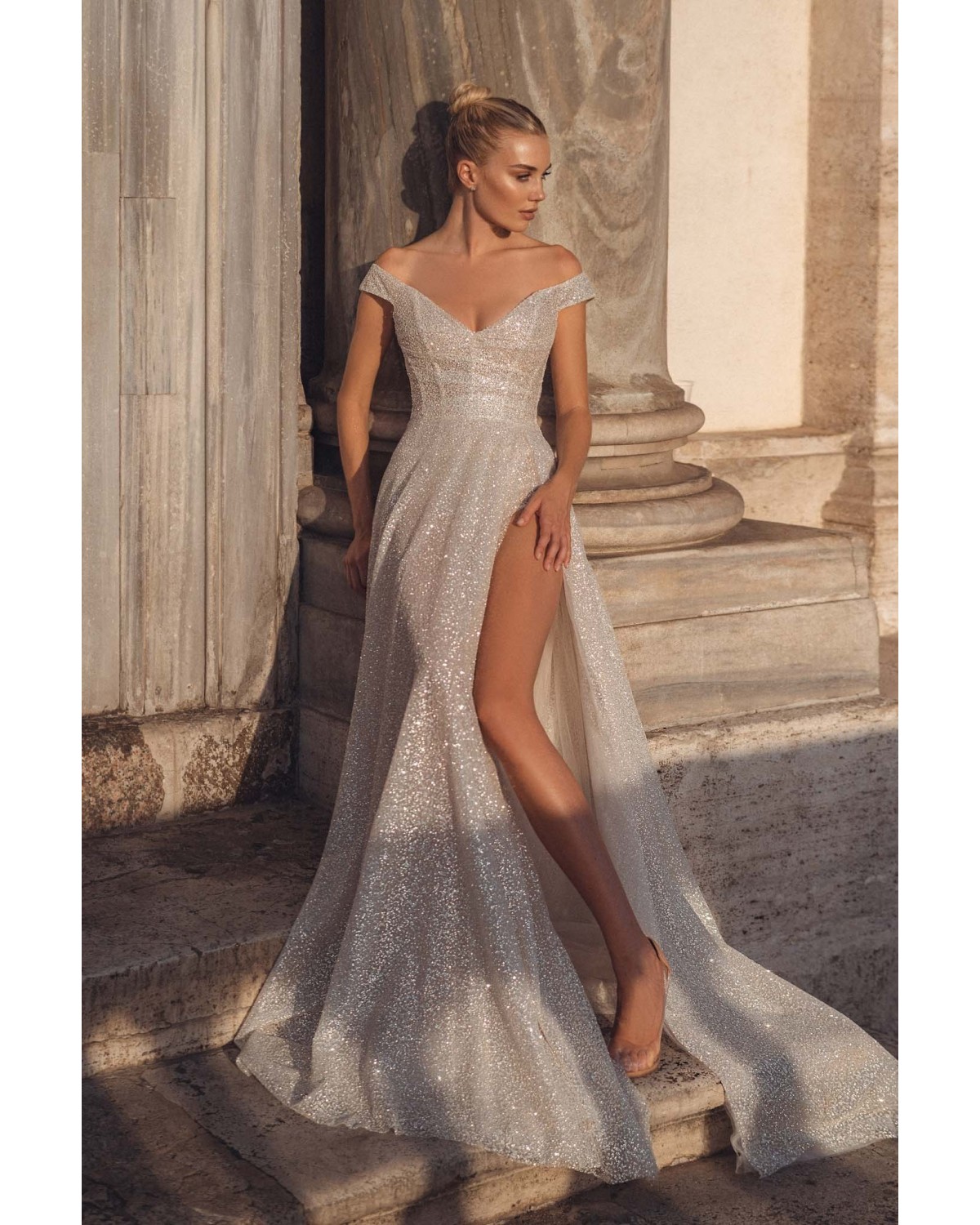 abito da sposa Collezione Pantheon 2024 Leslie - MUSE by Berta