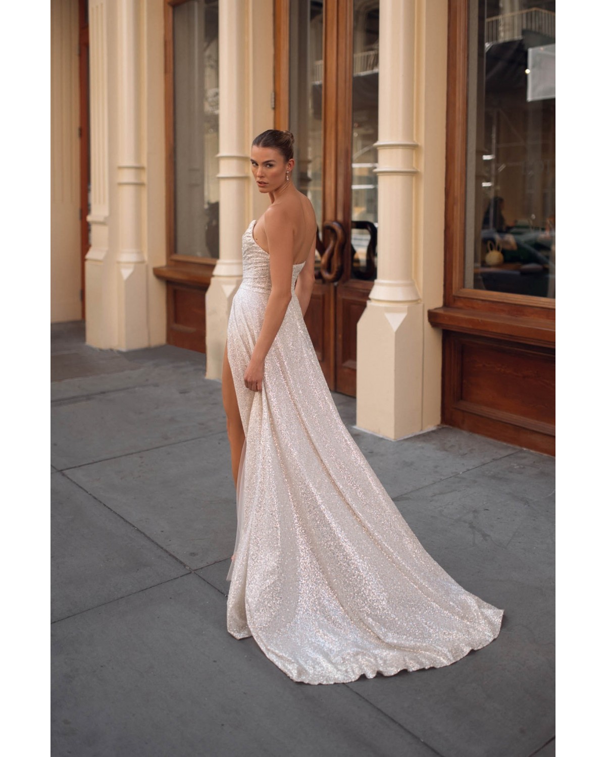 abito da sposa Collezione NYC 2024 Mackenzie - MUSE by Berta