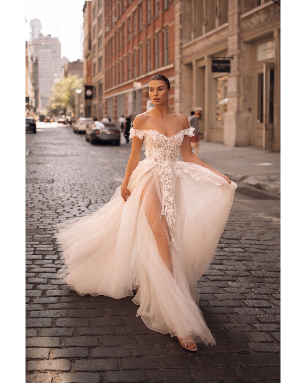 abito da sposa Collezione NYC 2024 Maleficent - MUSE by Berta