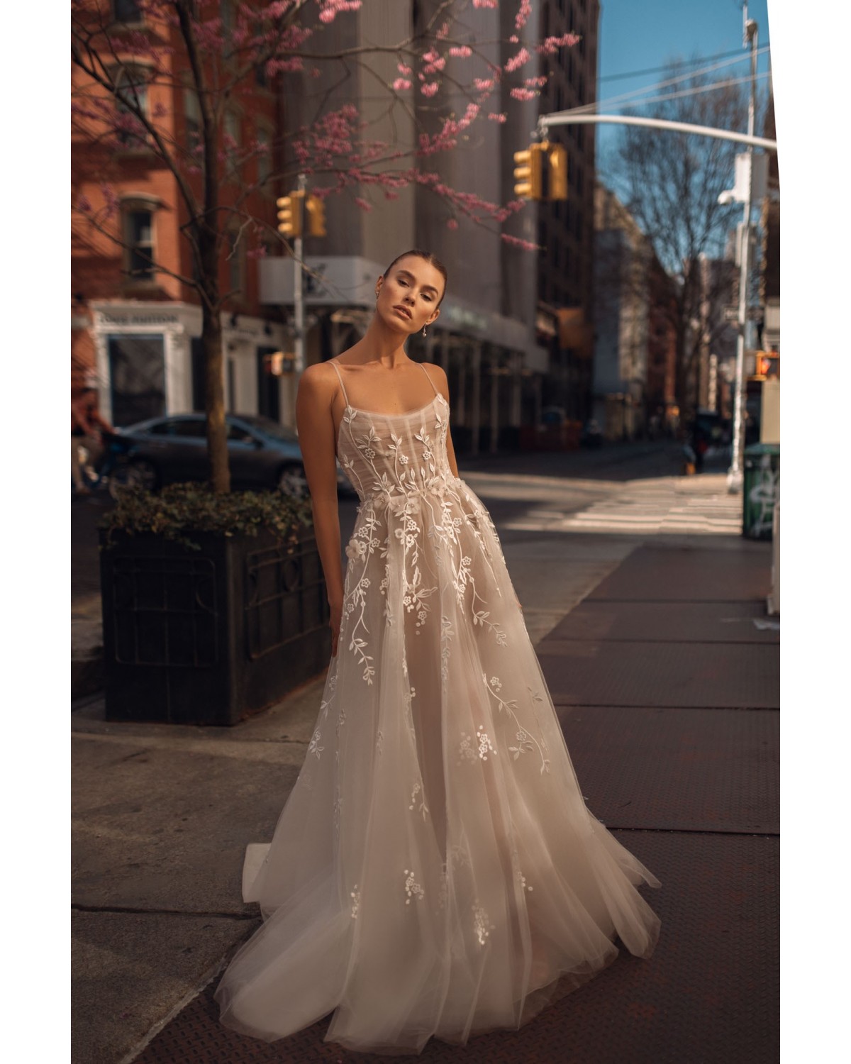 abito da sposa Collezione NYC 2024 Mia - MUSE by Berta