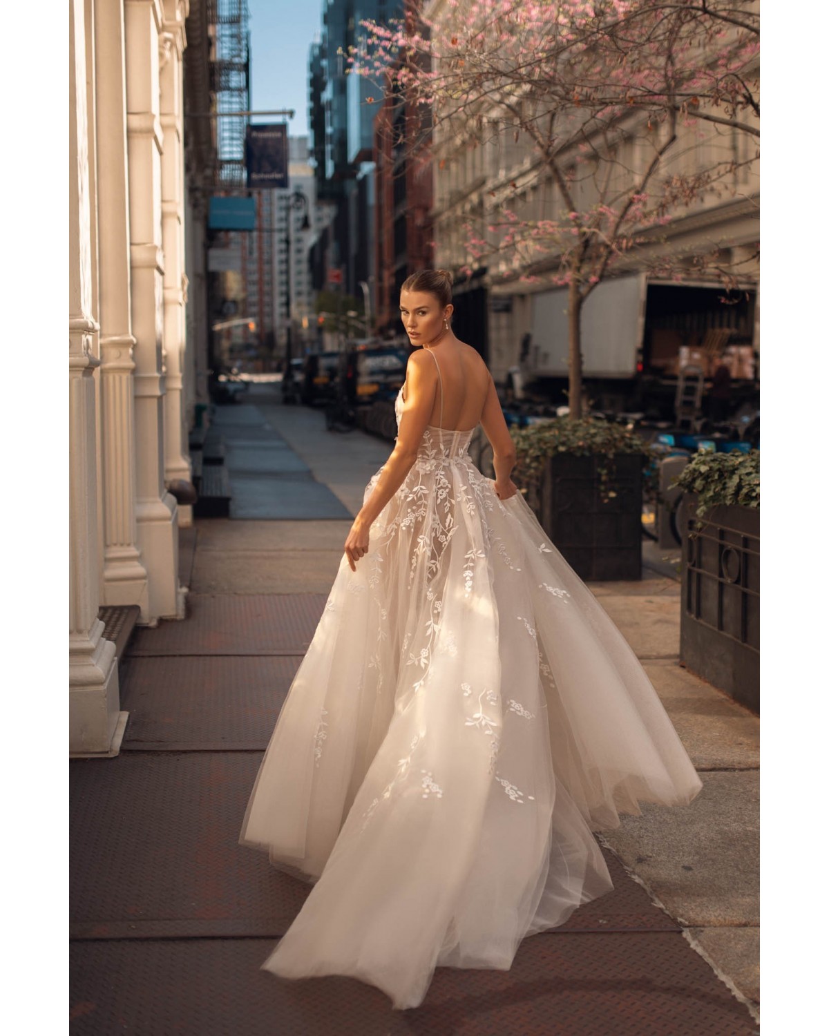 abito da sposa Collezione NYC 2024 Mia - MUSE by Berta