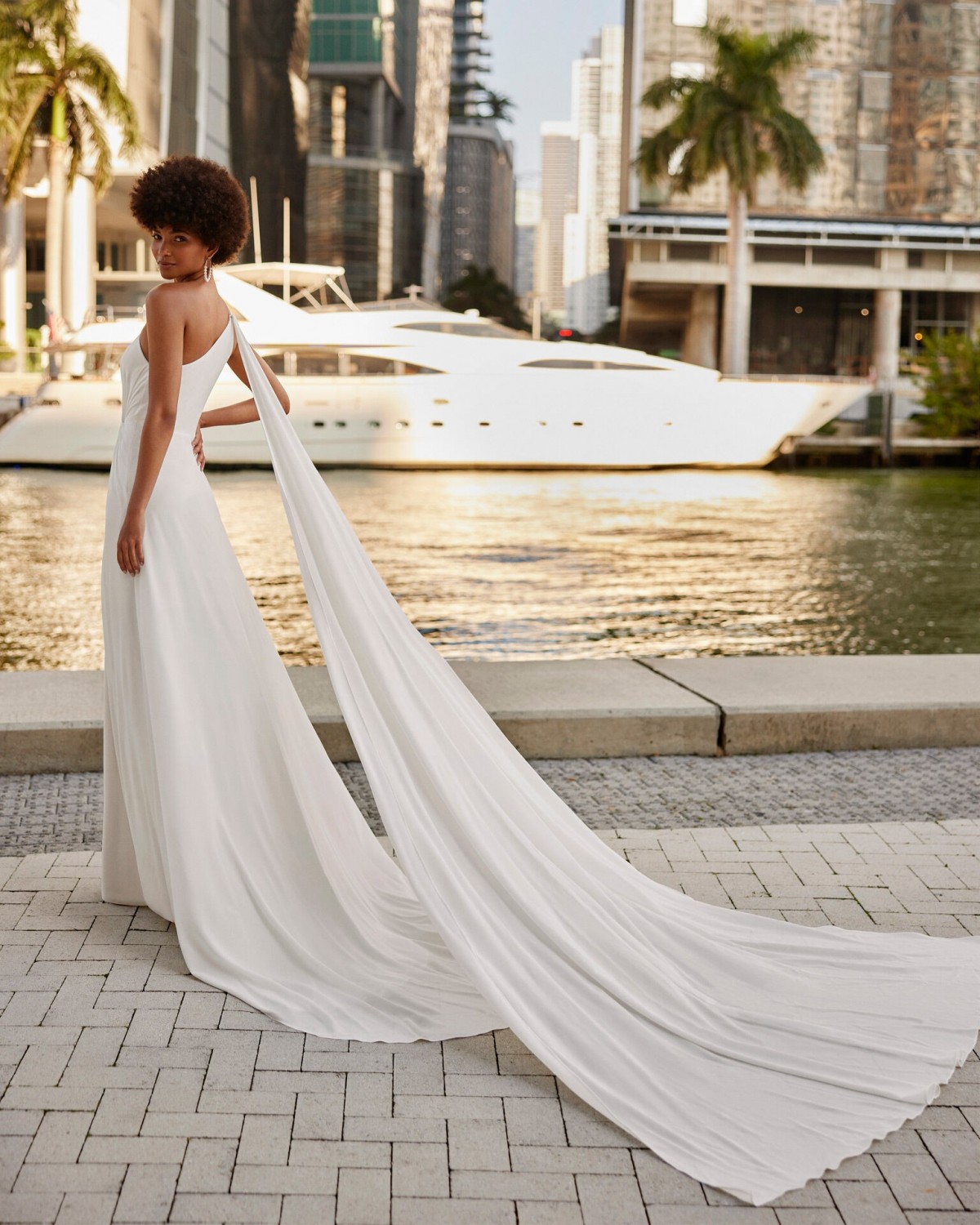 abito da sposa Collezione 2024 KAIA - Rosa Clarà Soft